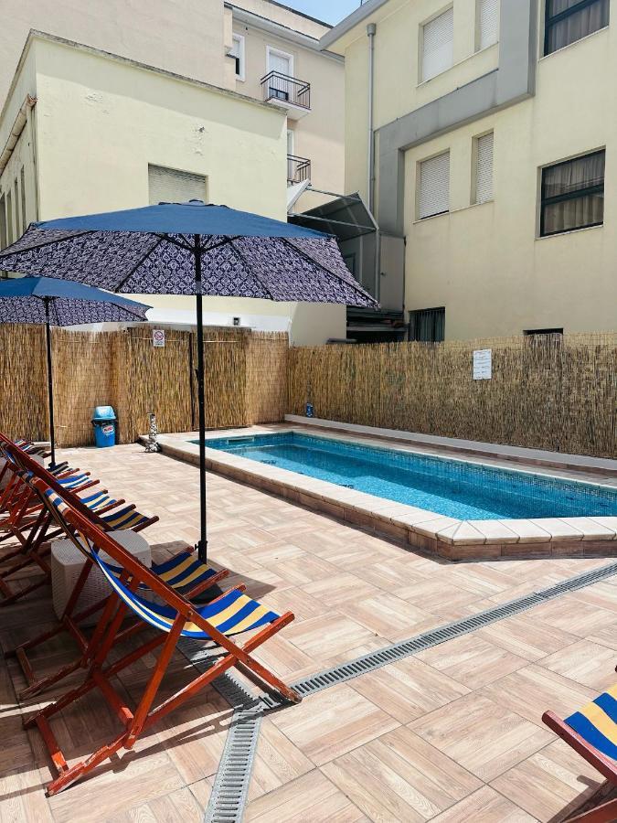 Hotel Adria Nuova Rimini Bagian luar foto